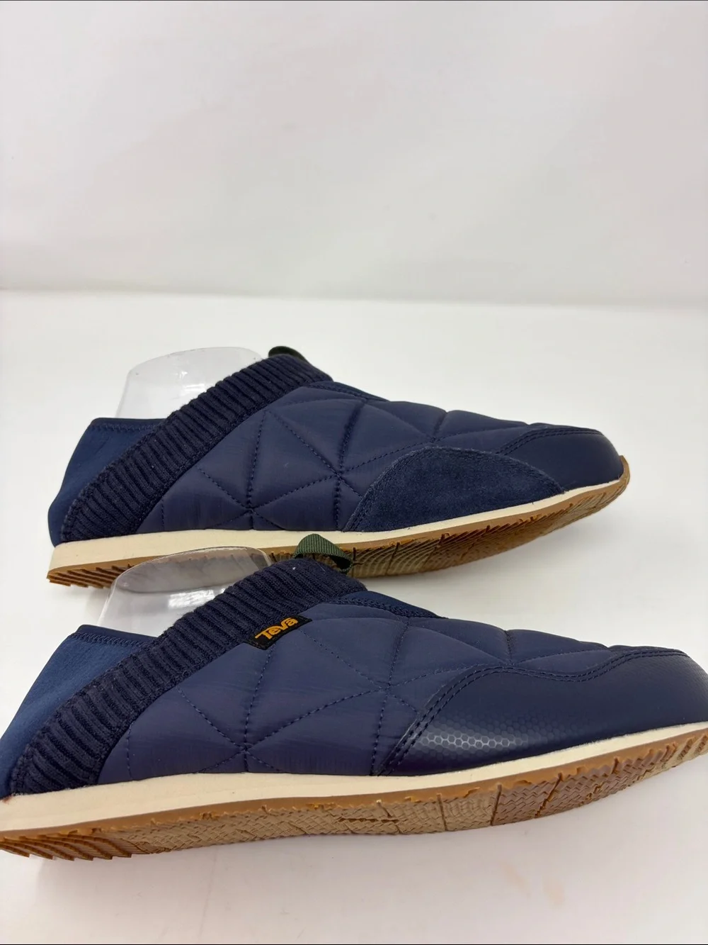 Teva Navy Blue Quilted Slip-On Men's Shoe Size 10 Excellent Condition